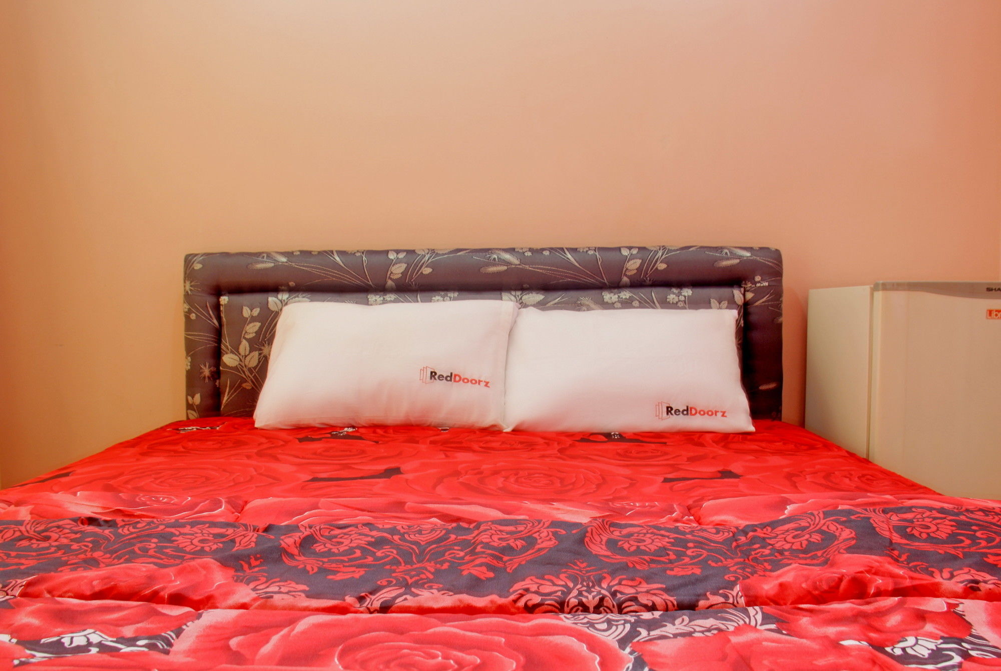 Hotel Reddoorz Near Hyperpoint Pasteur Bandung Exterior foto